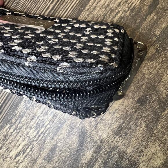 Betsey Johnson Wristlet Wallet - Picture 4 of 10